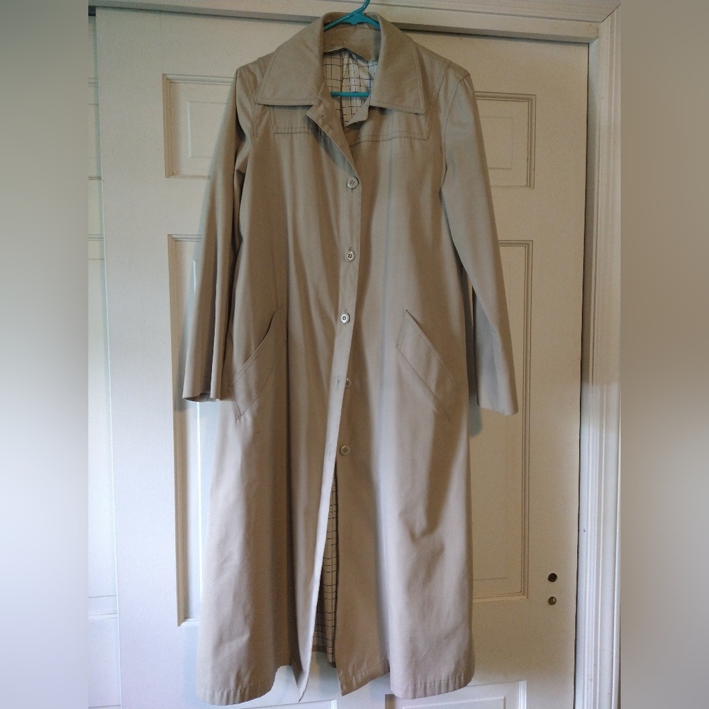 London Fog Vintage Women's Trench Coat